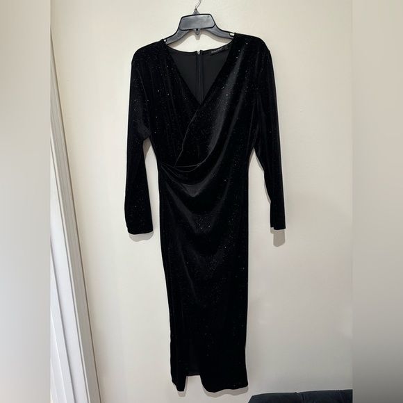 Double Crazy Dresses & Skirts - Black Long Sleeve dress size Large